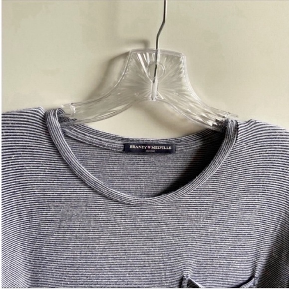 Brandy Melville t-shirt navy Mermaids Don't Do Homework striped - Picture 5 of 7